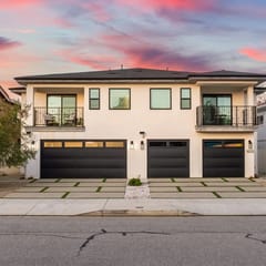 4BR Modern Beach House | Spa Suite + Beach Gear