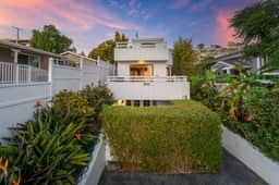 The Narrows Oceanview Home | Chosen Beach Collection