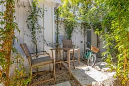 Jennifer's Cottage Room | Chosen Beach Collection