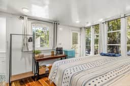 Jennifer's Cottage Room | Chosen Beach Collection