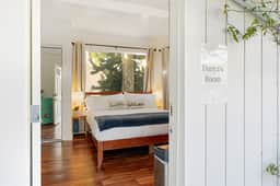 Danya's Cottage | Chosen Beach Collection