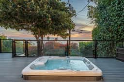 Summerland SeaSpa Retreat | The Chosen Collection