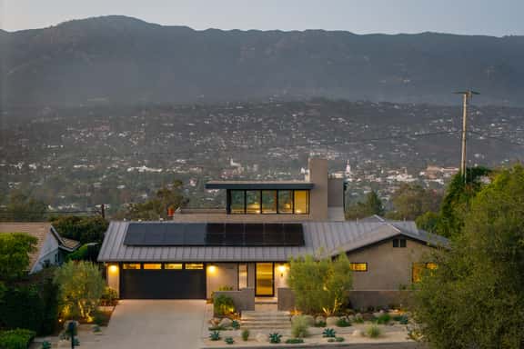 Altura Coronilla | The Chosen Collection - Image 1
