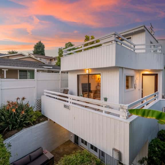 5BR Beach House | Hot Tub, Game Room + Studio - Image 1