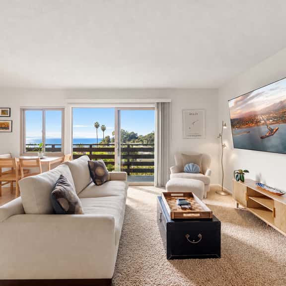 2BD Coastal Apartment | Ocean Views | Wellness - Image 1