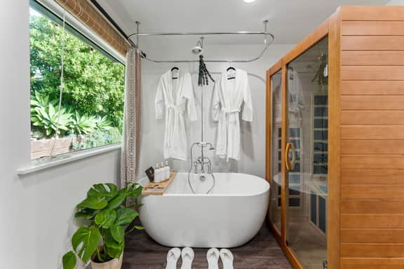 Summerland SeaSpa Retreat | The Chosen Collection