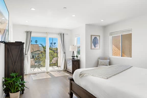 The Luxe Shores House | The Chosen Collection