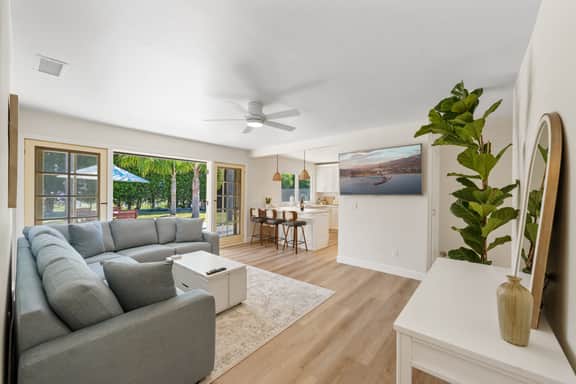3BR Mesa Home / Steps to beach - Image 3